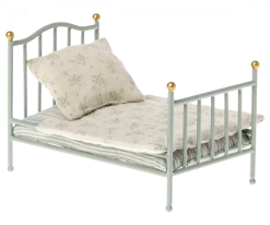 Maileg Miniature Bed -Odin Parker Toys 11 2118 01 01 1 900x750 resize fill 2048x png