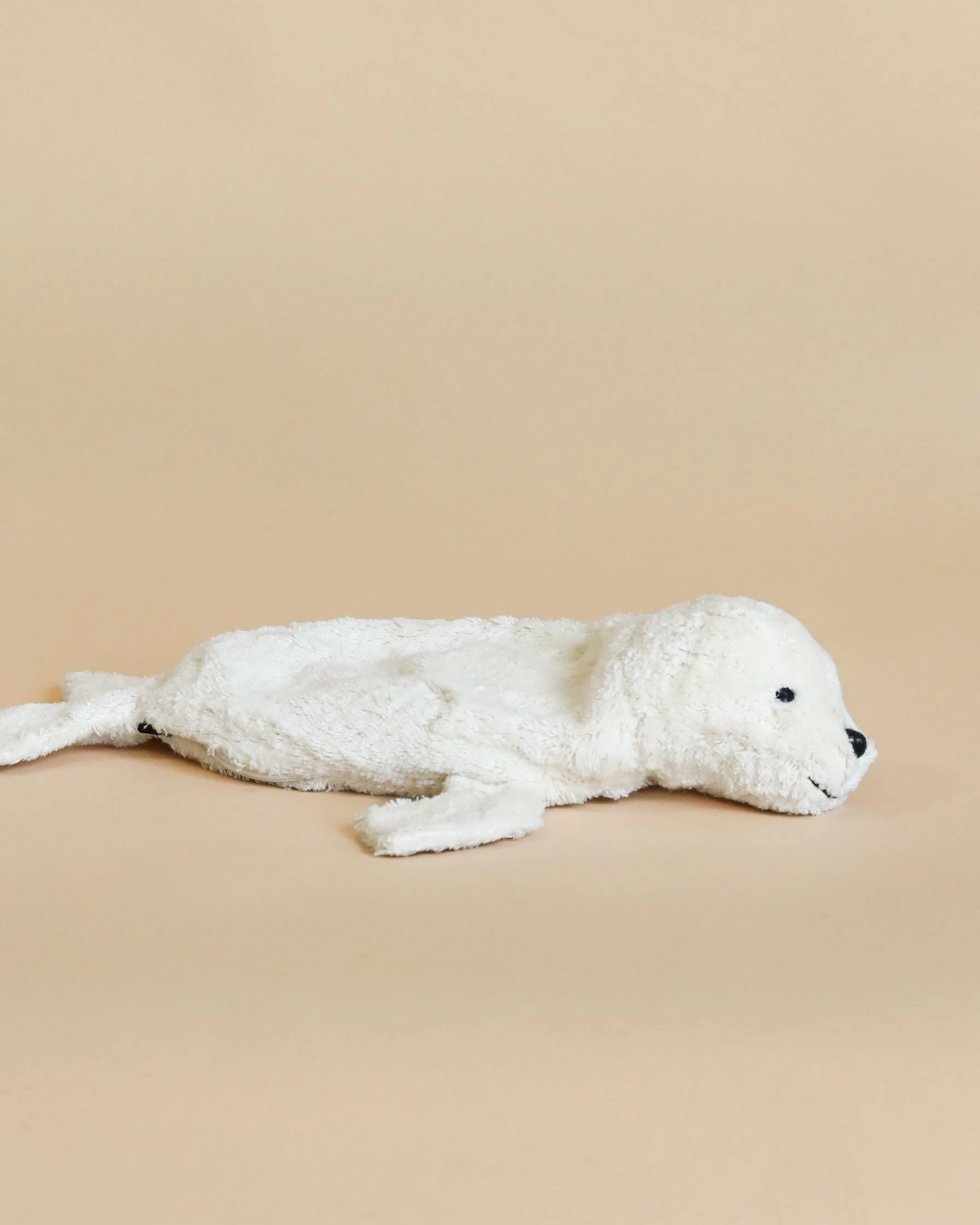 Senger Naturwelt Cuddly Animal - White Seal 1 Senger Naturwelt Cuddly Animal - White Seal