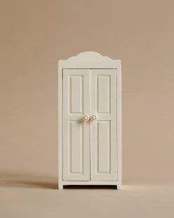 Maileg Small Closet