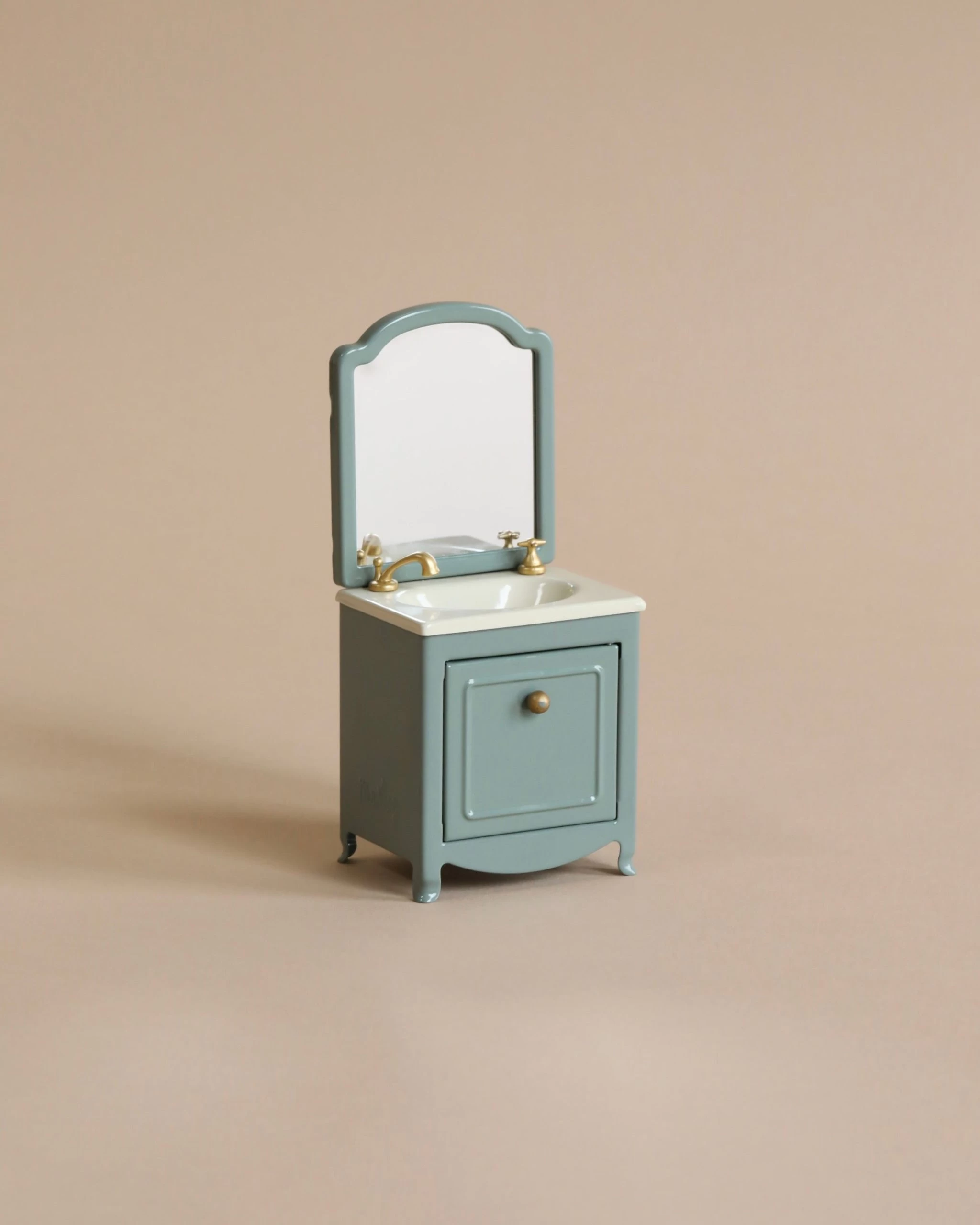 Maileg Miniature Sink With Mirror 3 Maileg Miniature Sink With Mirror - Image 3