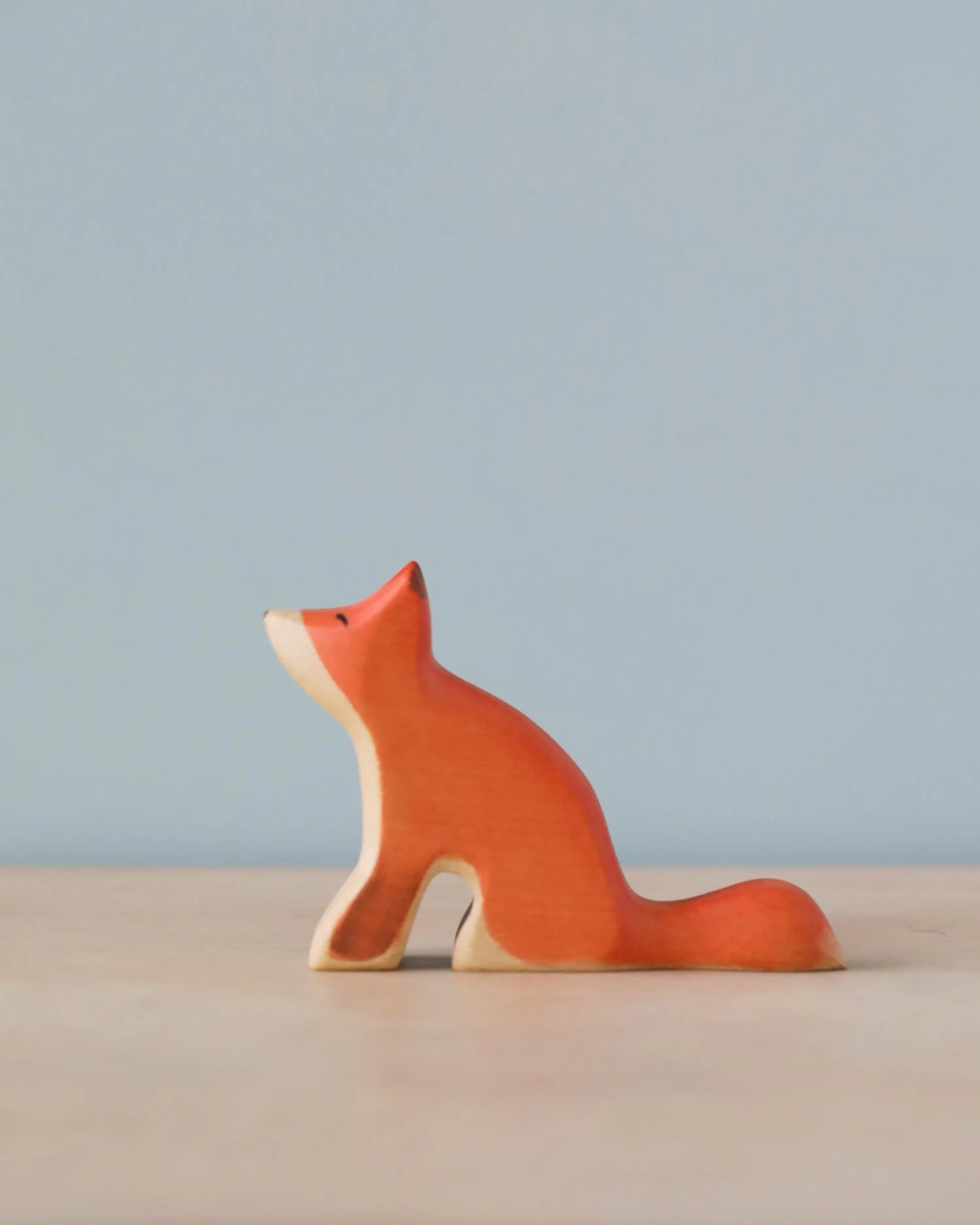 Handmade Holzwald Sitting Fox 2 Handmade Holzwald Sitting Fox - Image 2