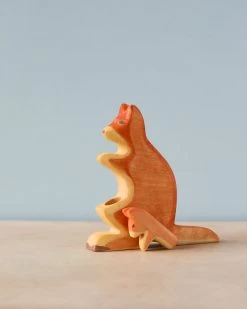 Handmade Holzwald Kangaroo With Baby -Odin Parker Toys 2J2A3075