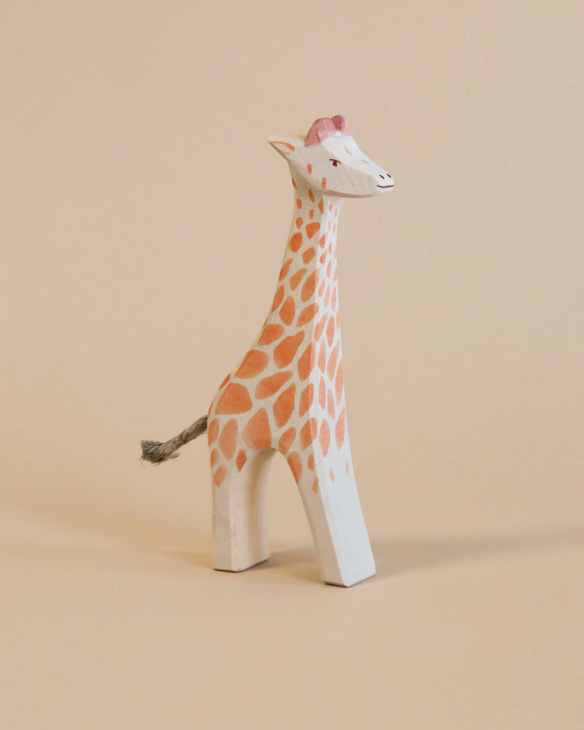 Ostheimer Giraffe - Standing 2 Ostheimer Giraffe - Standing - Image 2