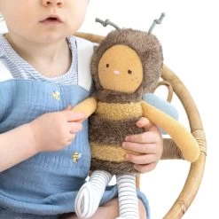 Bee Stuffed Animal -Odin Parker Toys 61f544860b02850eafdb87f24f29420949e2ade38d01e4e17788193d229829e4 jpeg