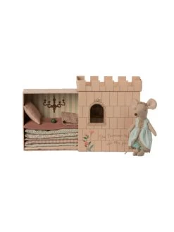 Maileg Princess And The Pea 22 Maileg Princess And The Pea -Odin Parker Toys Maileg Princess and the Pea Big Sister Mouse Weston Table SP 1024x d483a09c 5503 4ce4 9e17 2ecbe3f0fa64