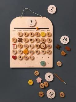 My Calendar -Odin Parker Toys Moon Picnic My Calendar 1 web