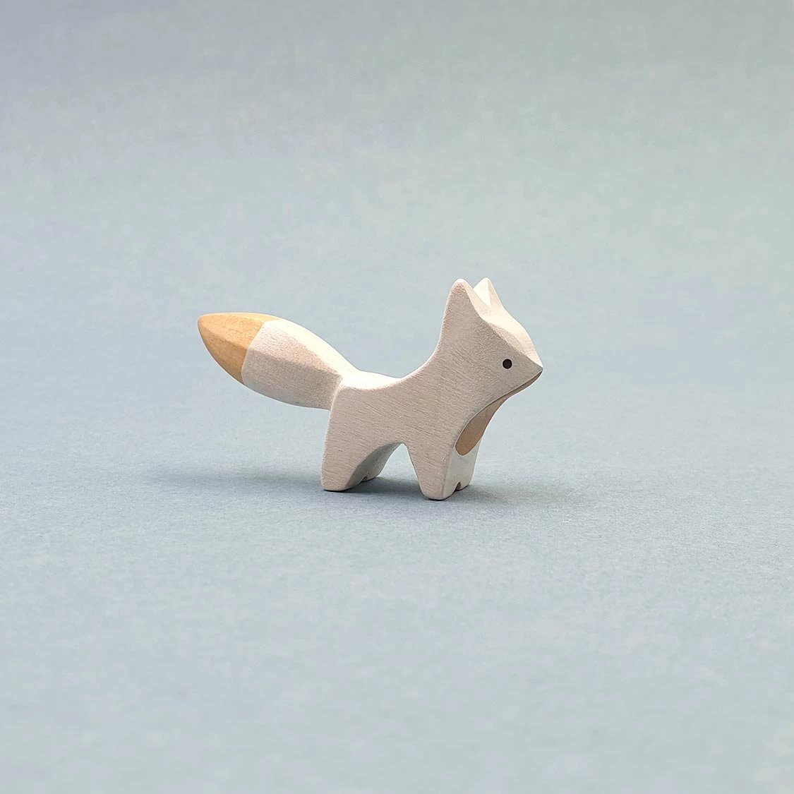 Brin D'Ours | Handmade Wooden Polar Fox Family 3 Brin D'Ours | Handmade Wooden Polar Fox Family - Image 3