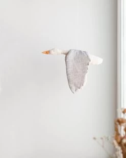 Seagull Mobile -Odin Parker Toys a650c354d8e8b2a041c7f6e5463aeddfabd1f8f2136a9d4273988702de32d49d jpeg f11336b0 b12b 40d0 8413 0ee1fb98dc83