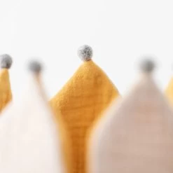 Reversible Crown -Odin Parker Toys cc18e1bcc36f7a5401db6358113ed35ef5a0189e1ccee6574ac631975760dca7 jpeg