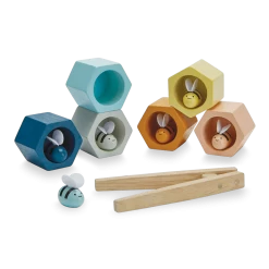 Plan Toys Beehive Sorting Set -Odin Parker Toys e9d2e43a2a3b93e4db158aa33549c2a31003a0a5cb602a4889cb6654528d760d png