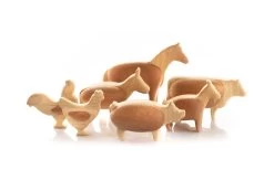Handmade Chunky Wooden Animals -Odin Parker Toys il 1140xN 1.2257283173 6spp 1